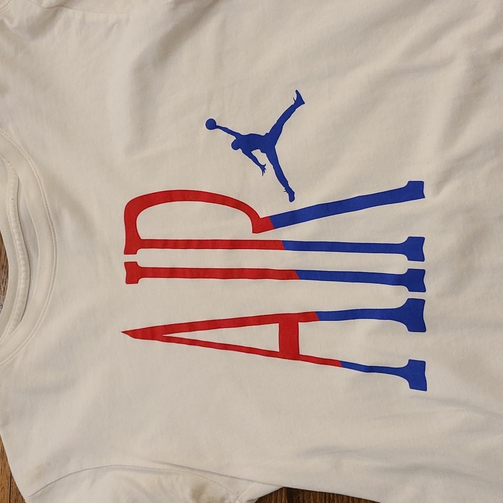 Jordan Brand Boys Small Shirt